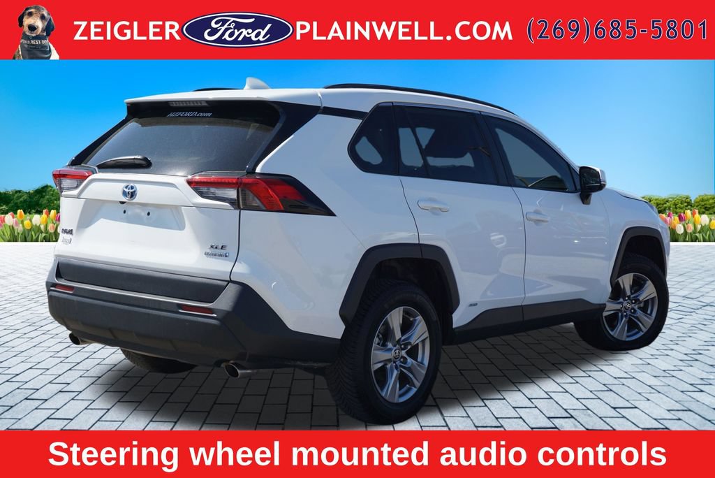 Used 2023 Toyota RAV4 XLE w/ XLE Grade Weather Package AWD/4WD image 5