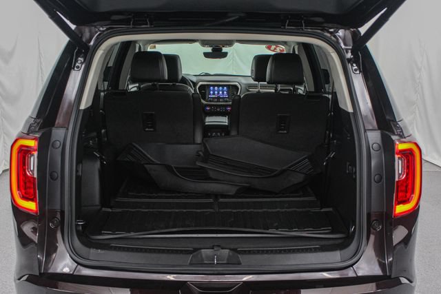 Certified 2021 GMC Acadia Denali w/ Denali Ultimate Package AWD/4WD image 9