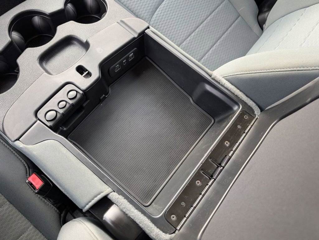 Used 2018 RAM 1500 Express w/ Popular Equipment Group image 34