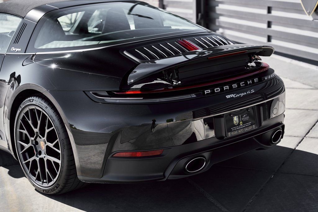Used 2026 Porsche 911 Targa 4S AWD/4WD image 12