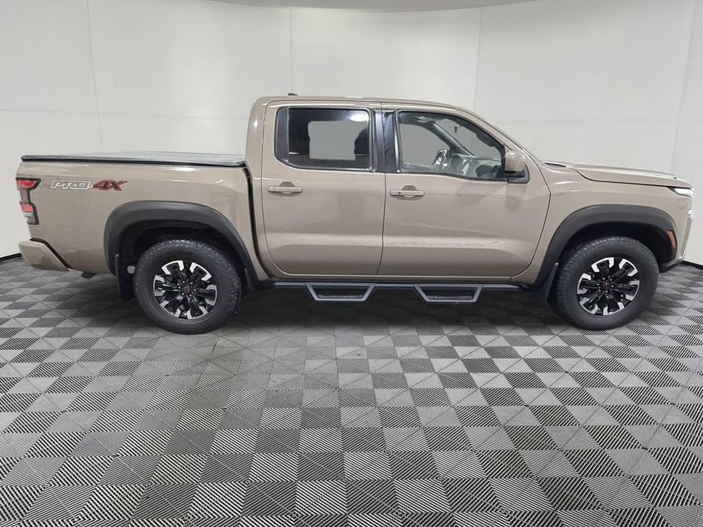 Used 2022 Nissan Frontier PRO-4X w/ Technology Package AWD/4WD image 8