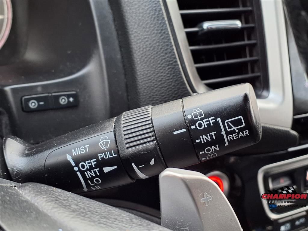 Used 2016 Honda Pilot Touring image 19