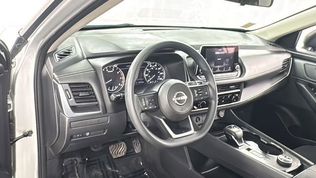 Certified 2024 Nissan Rogue S image 34