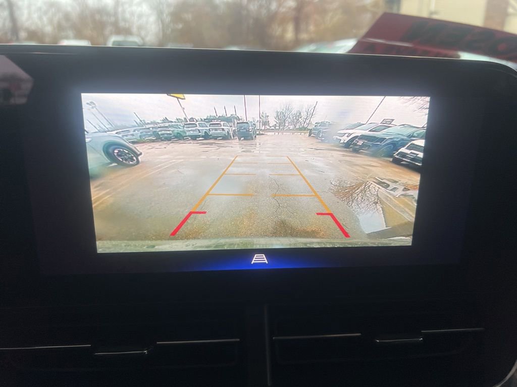 Used 2024 Chevrolet Trax ACTIV w/ Sunroof Package FWD image 54