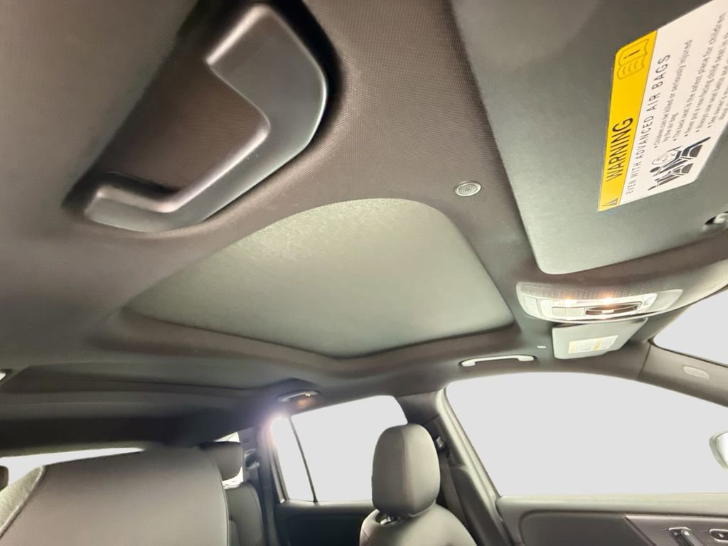 Certified 2023 Mercedes-Benz GLB 250 image 16