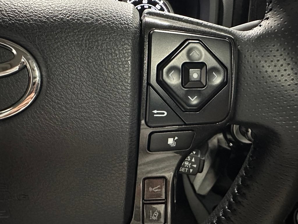 Used 2021 Toyota 4Runner Nightshade AWD/4WD image 20
