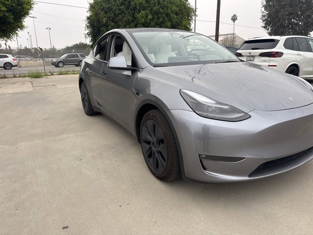 Used 2024 Tesla Model Y Long Range image 8