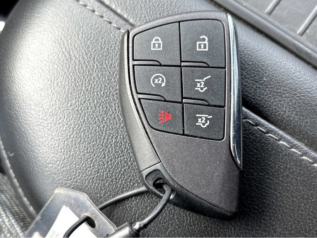 Used 2023 Chevrolet Tahoe LT AWD/4WD image 35