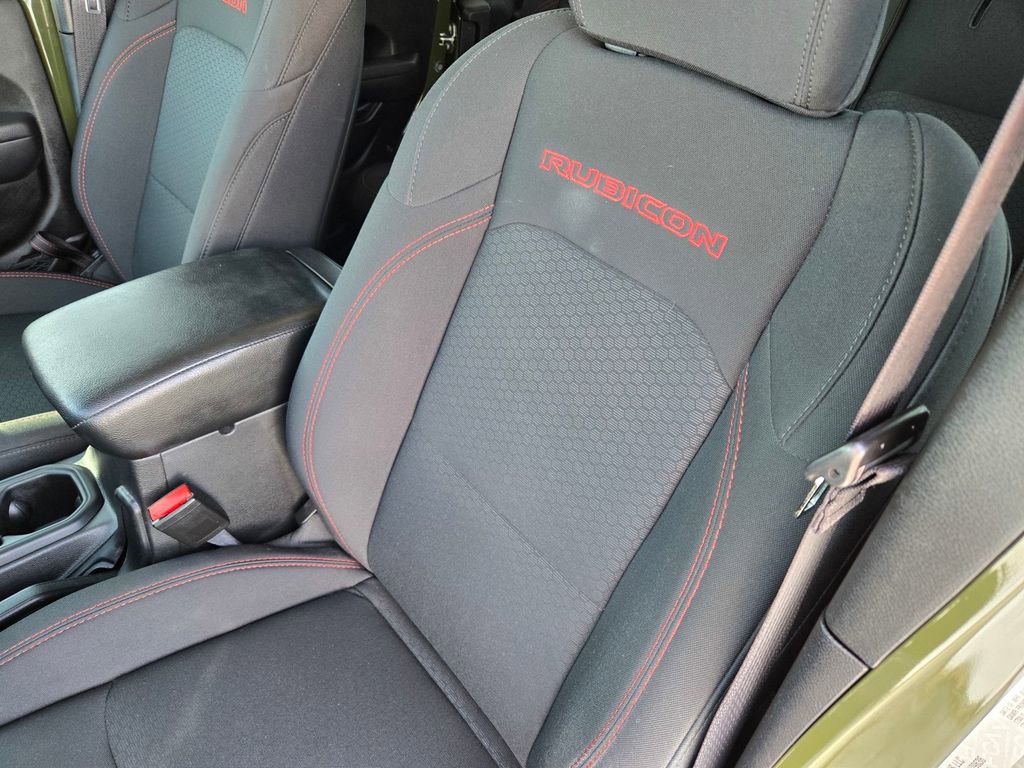 Used 2022 Jeep Wrangler Unlimited Rubicon w/ Xtreme Recon 35" Tire Package image 15