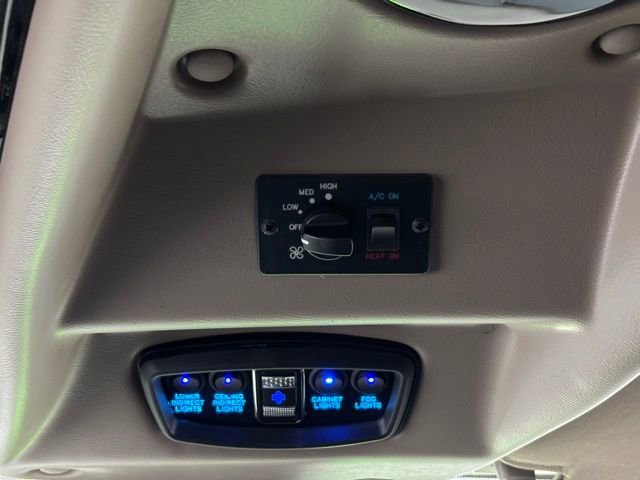 New 2026 GMC Savana 2500 w/ Driver Convenience Package RWD image 43