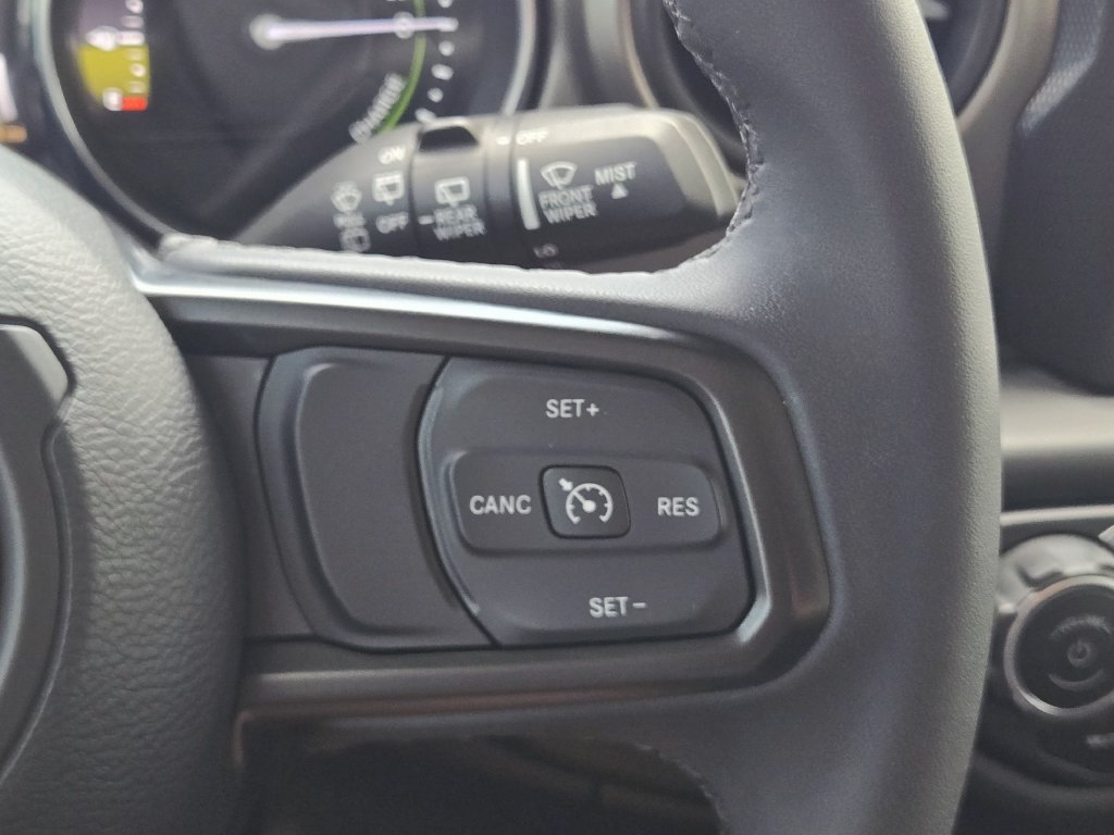 Used 2023 Jeep Wrangler Unlimited w/ 8.4" Radio Group AWD/4WD image 27