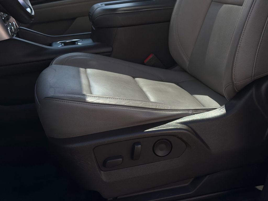 Used 2021 GMC Yukon SLT w/ SLT Luxury Plus Package image 20