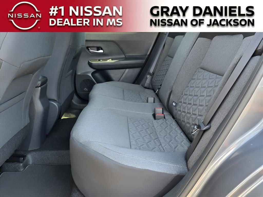 New 2025 Nissan Kicks SV w/ SV Premium Package AWD/4WD image 15