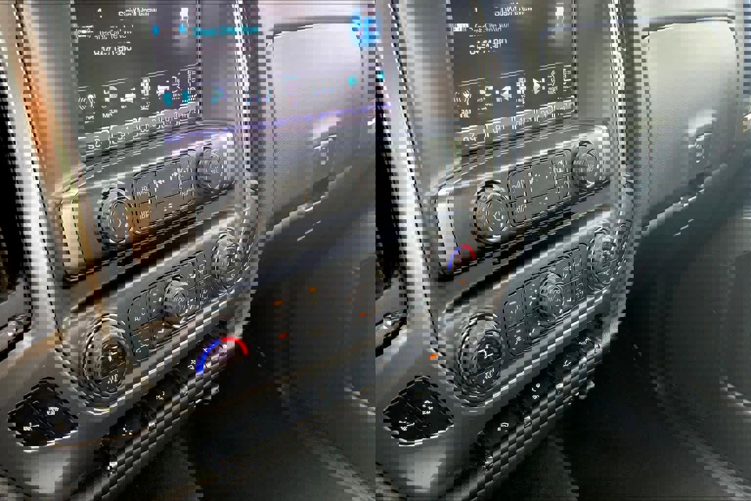 Used 2018 Chevrolet Silverado 1500 LT w/ Texas Edition RWD image 34