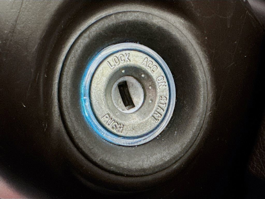 Used 2015 Hyundai Santa Fe Sport image 32