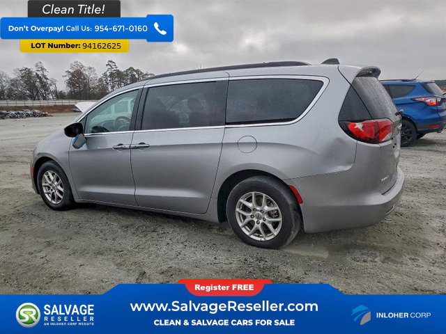 Used 2021 Chrysler Voyager Lxi image 3