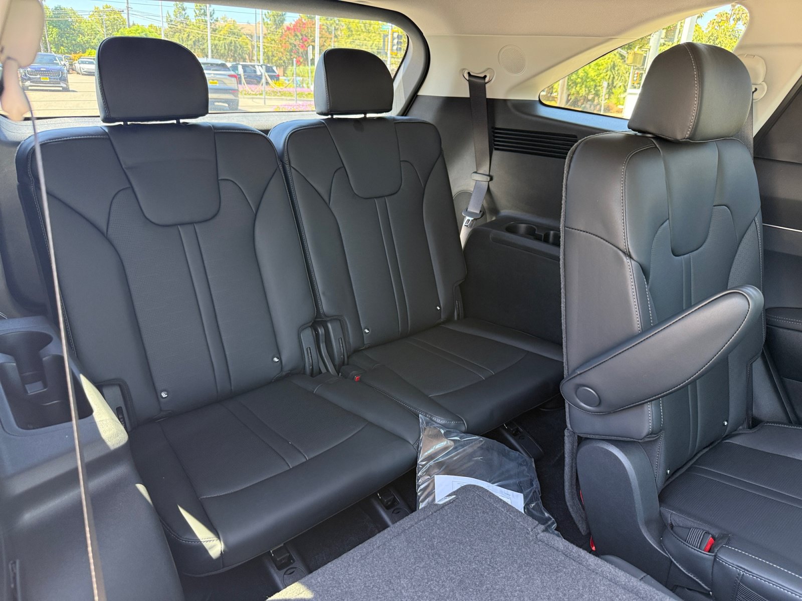 New 2026 Kia Sorento EX w/ EX Premium Package AWD/4WD image 21