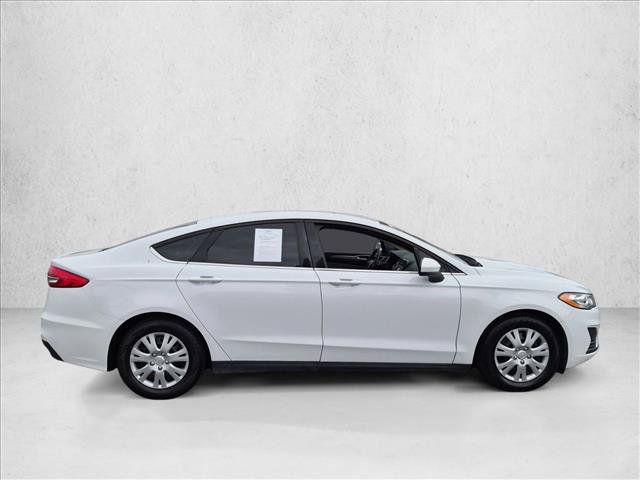 Used 2020 Ford Fusion S FWD image 4