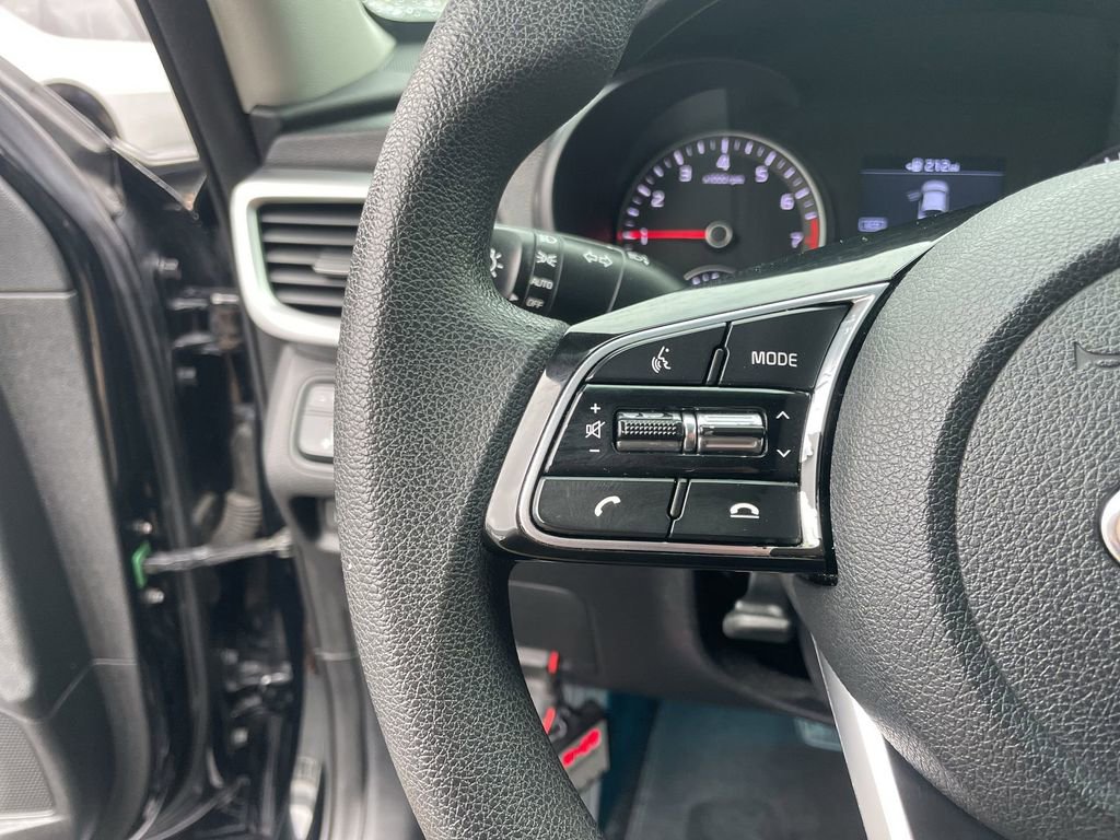 Used 2019 Kia Optima LX image 15