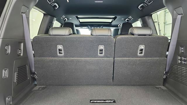 New 2026 Nissan Armada PRO-4X AWD/4WD image 36