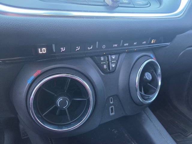 Used 2022 Chevrolet Blazer LT w/ LPO, Black Accent Package FWD image 15