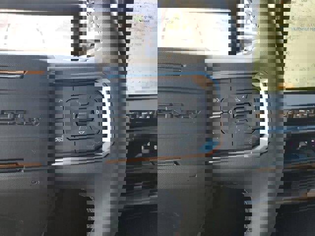 New 2025 GMC Hummer EV 2X image 23