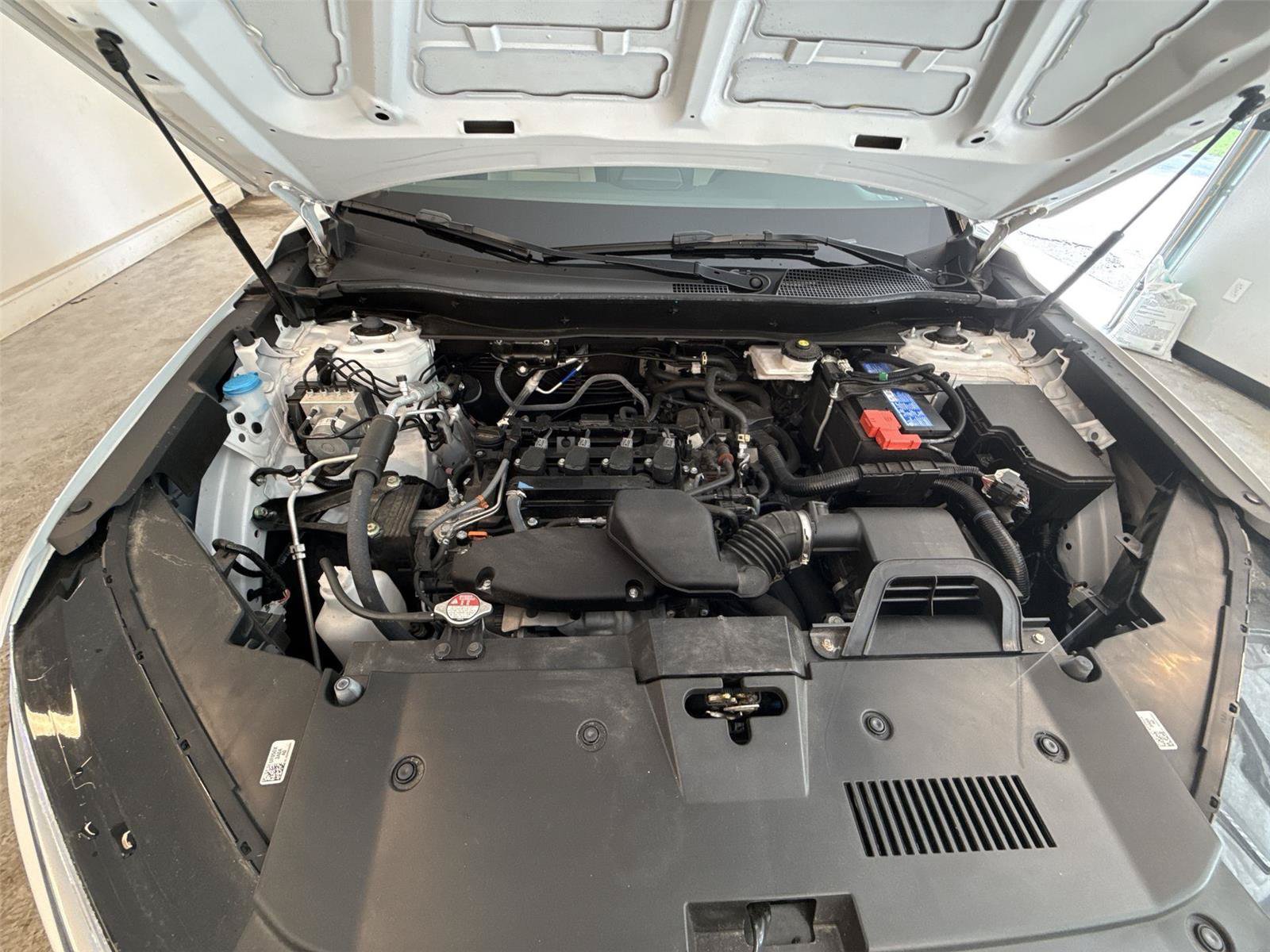 Used 2025 Honda CR-V EX image 18