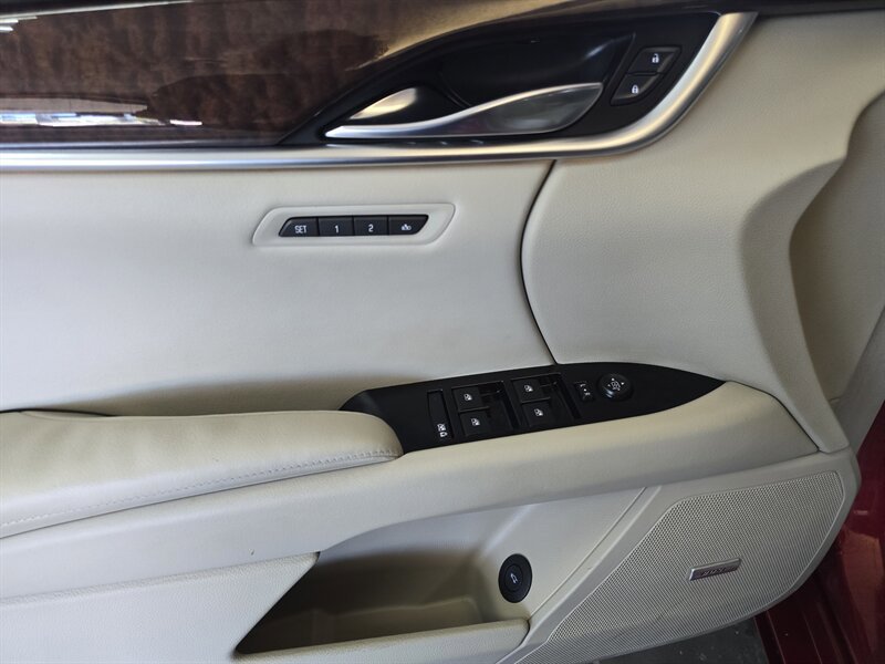 Used 2014 Cadillac XTS Luxury w/ Driver Awareness Package FWD image 18