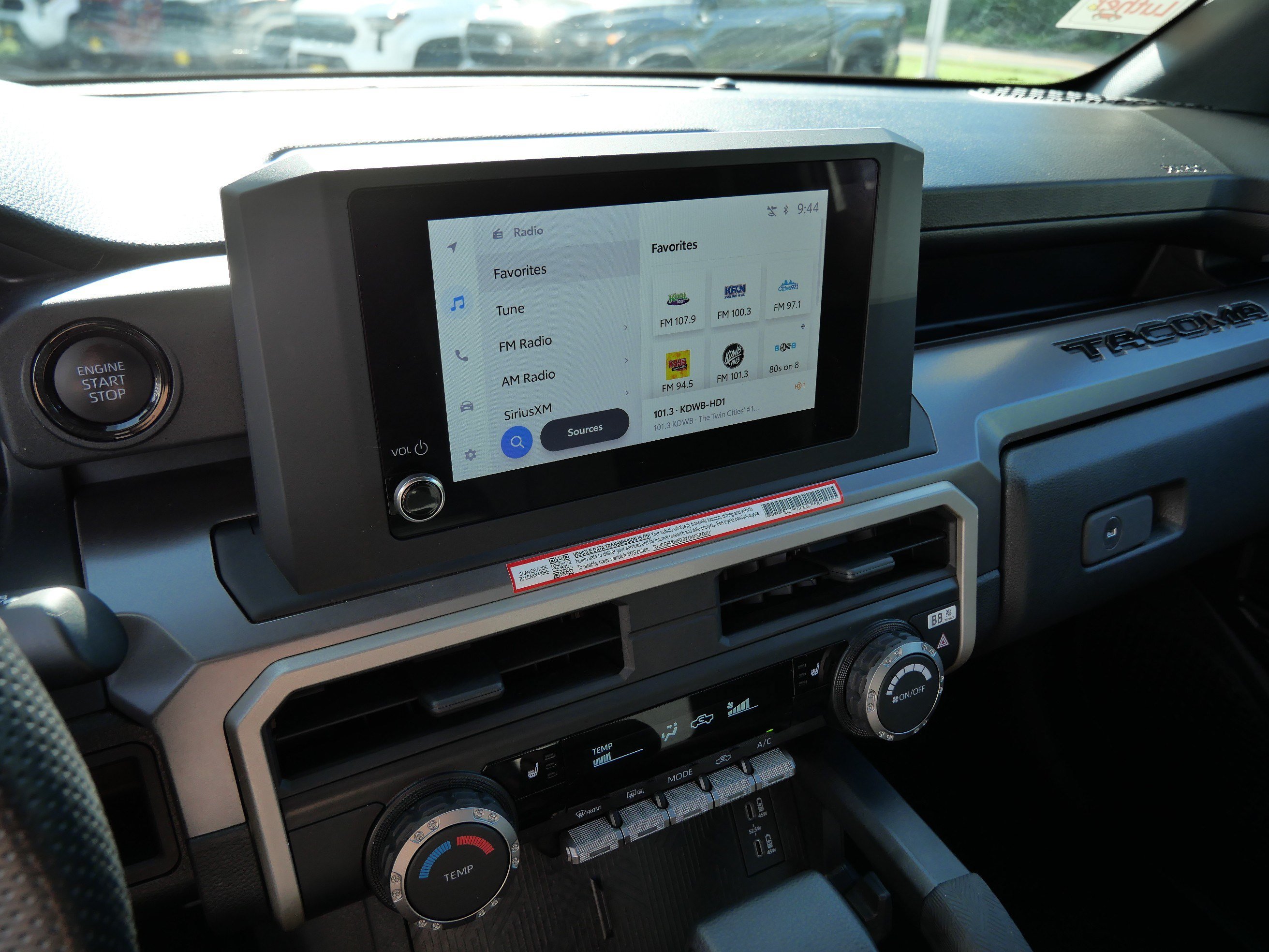Certified 2024 Toyota Tacoma SR5 AWD/4WD image 23