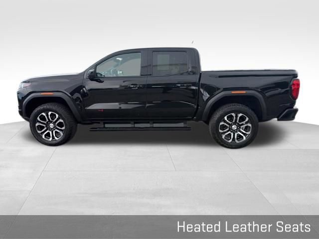 Used 2024 GMC Canyon AT4 w/ AT4 Premium Package AWD/4WD image 9