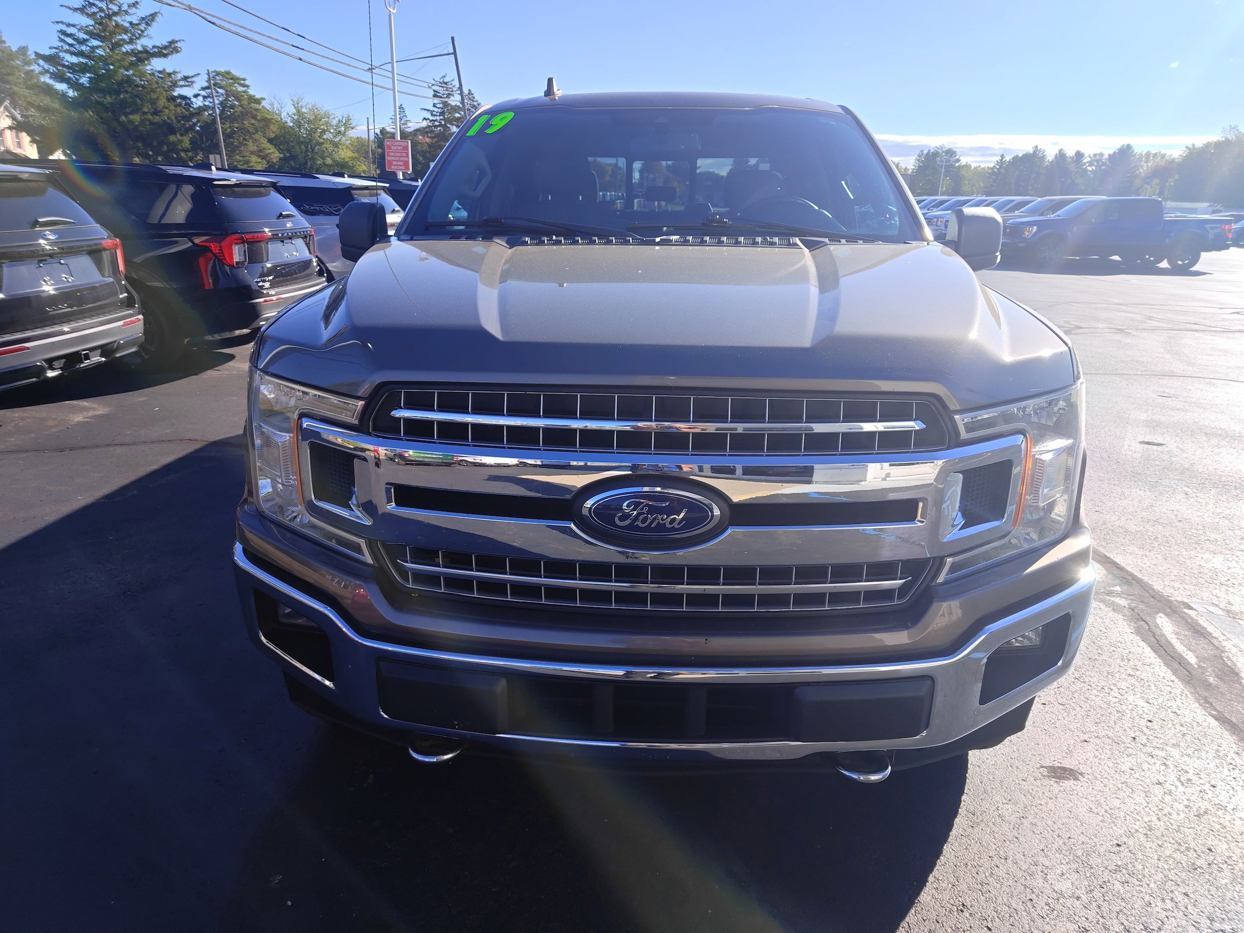 Used 2019 Ford F150 XLT w/ Equipment Group 302A Luxury image 3