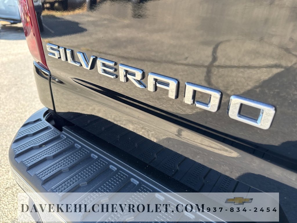 Used 2020 Chevrolet Silverado 2500 LTZ w/ LTZ Convenience Package image 37