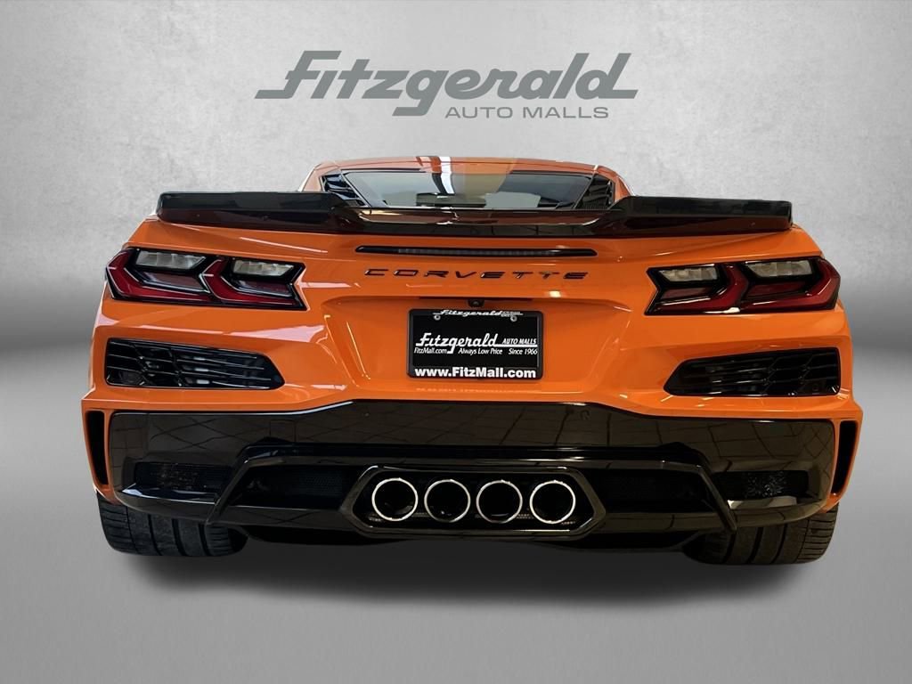 Used 2023 Chevrolet Corvette Z06 image 4
