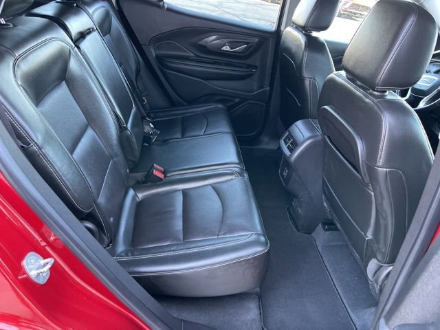 Certified 2022 GMC Terrain SLT w/ Elevation Edition image 18