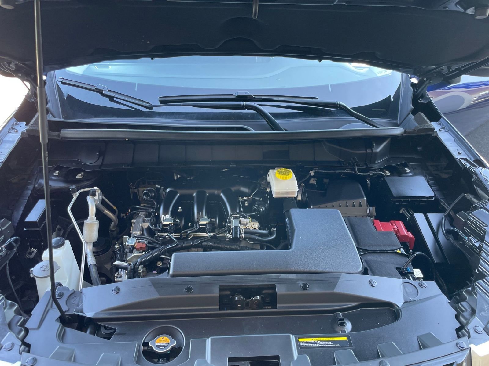 Used 2025 Nissan Pathfinder SV image 35