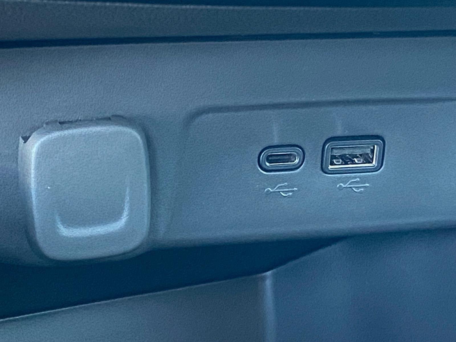 New 2026 Chevrolet Trax LT w/ LT Convenience Package FWD image 18