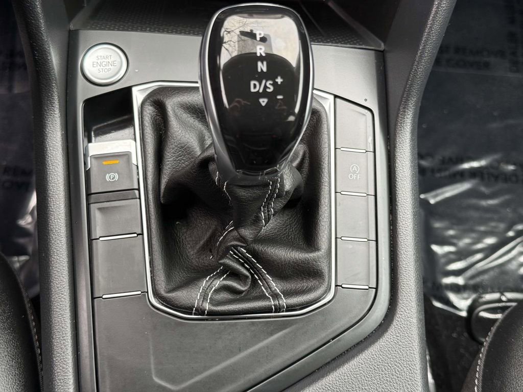 Used 2022 Volkswagen Taos SE image 23