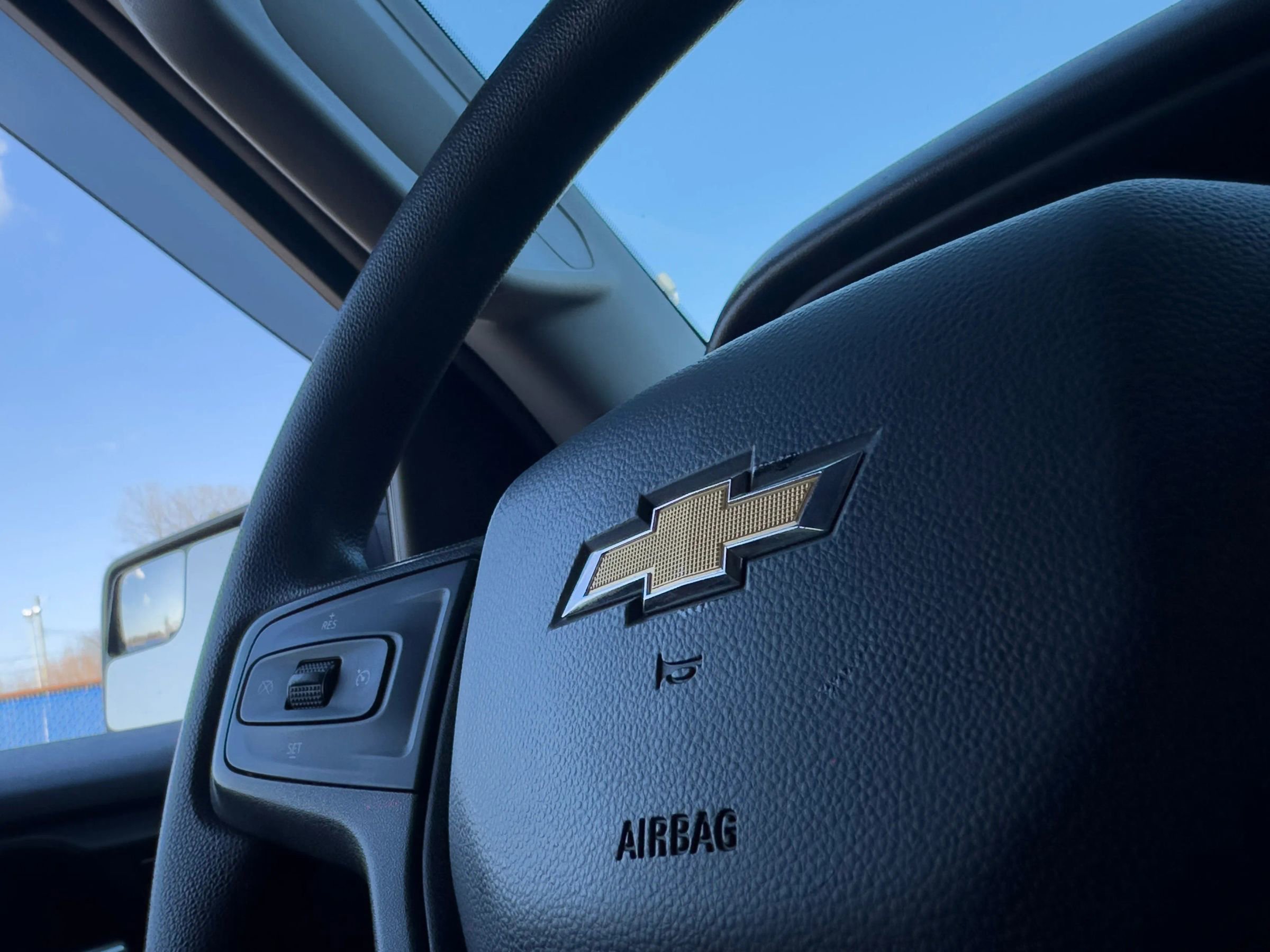 Used 2022 Chevrolet Silverado 1500 Custom w/ LPO, Dark Essentials Package AWD/4WD image 19