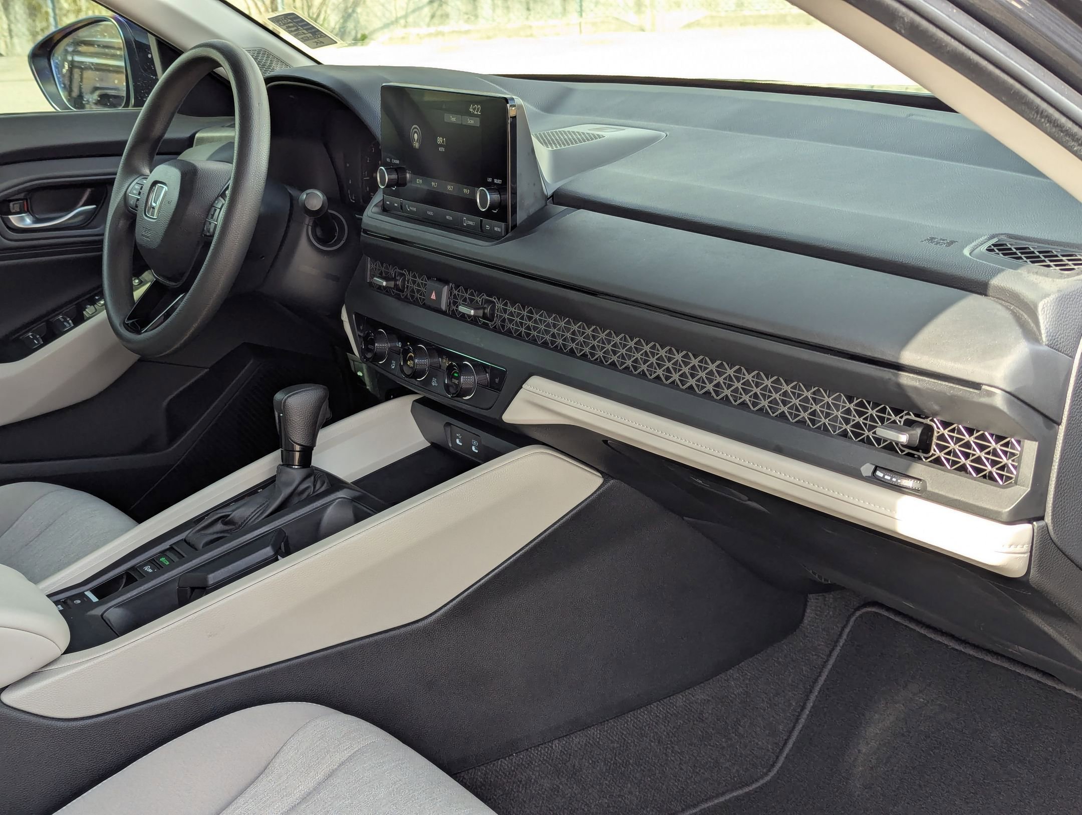 Used 2025 Honda Accord SE image 29