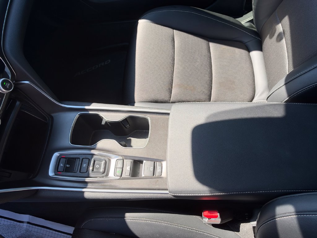 Used 2022 Honda Accord Sport image 24
