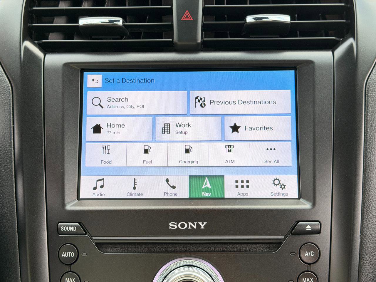 Used 2019 Ford Fusion Energi Titanium FWD image 54