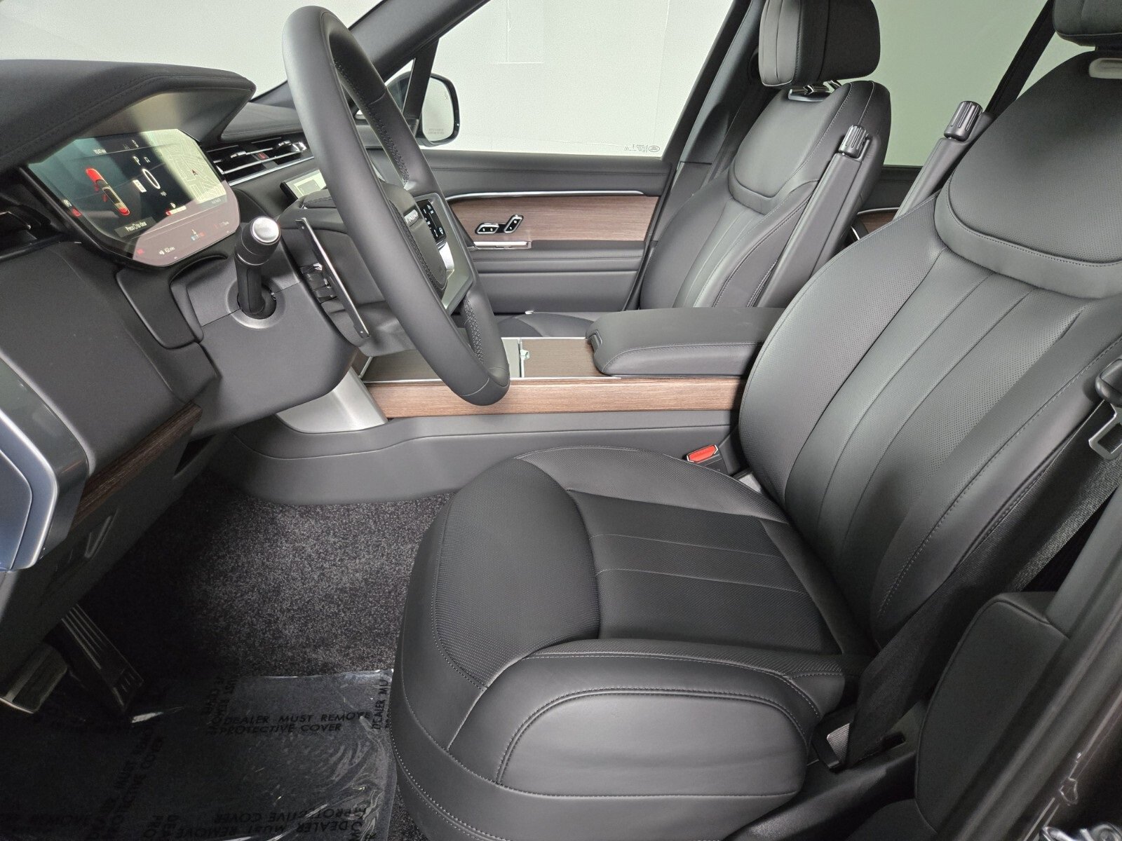 New 2025 Land Rover Range Rover SE image 9
