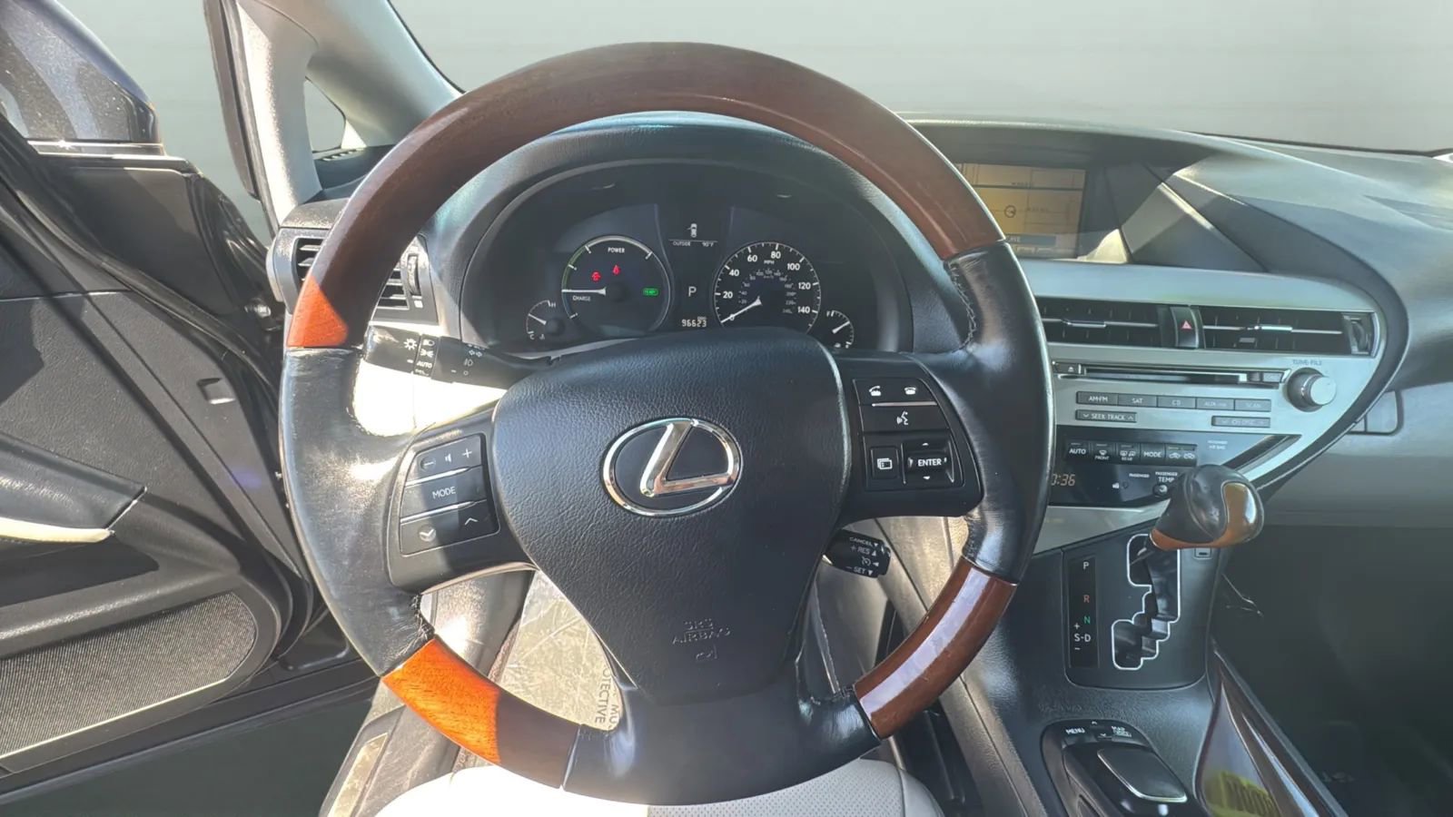 Used 2010 Lexus RX 450h AWD image 22