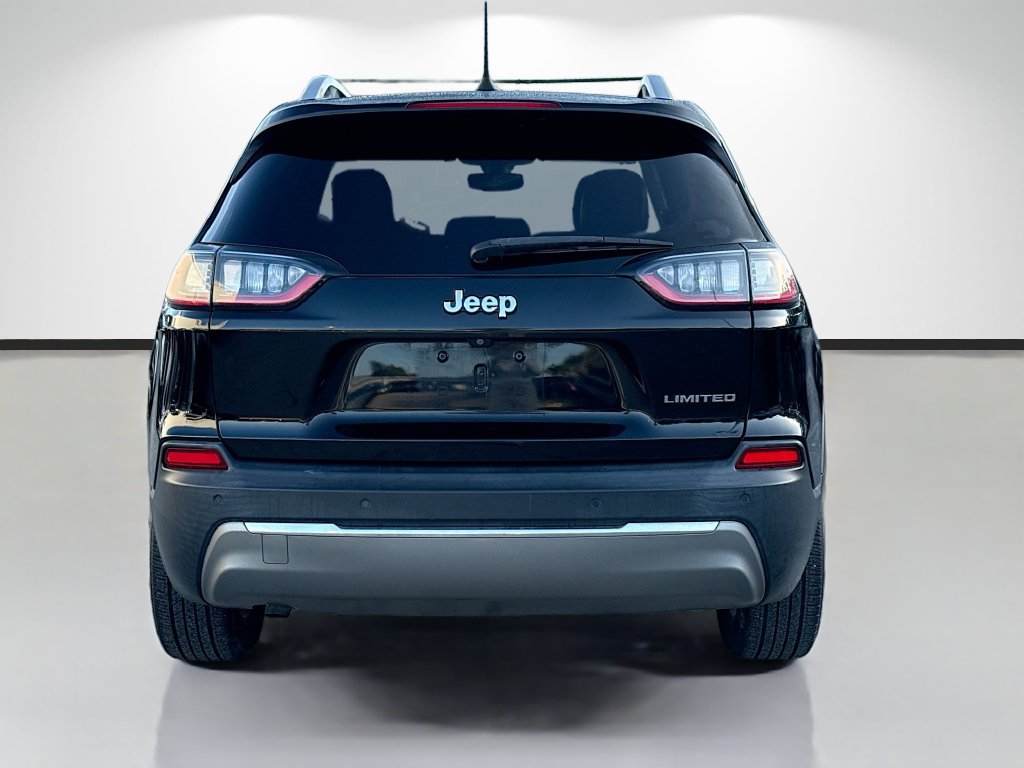 Used 2019 Jeep Cherokee Limited FWD image 4