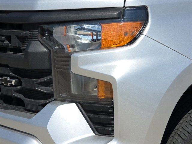 Used 2022 Chevrolet Silverado 1500 Custom w/ LPO, Dark Essentials Package image 4