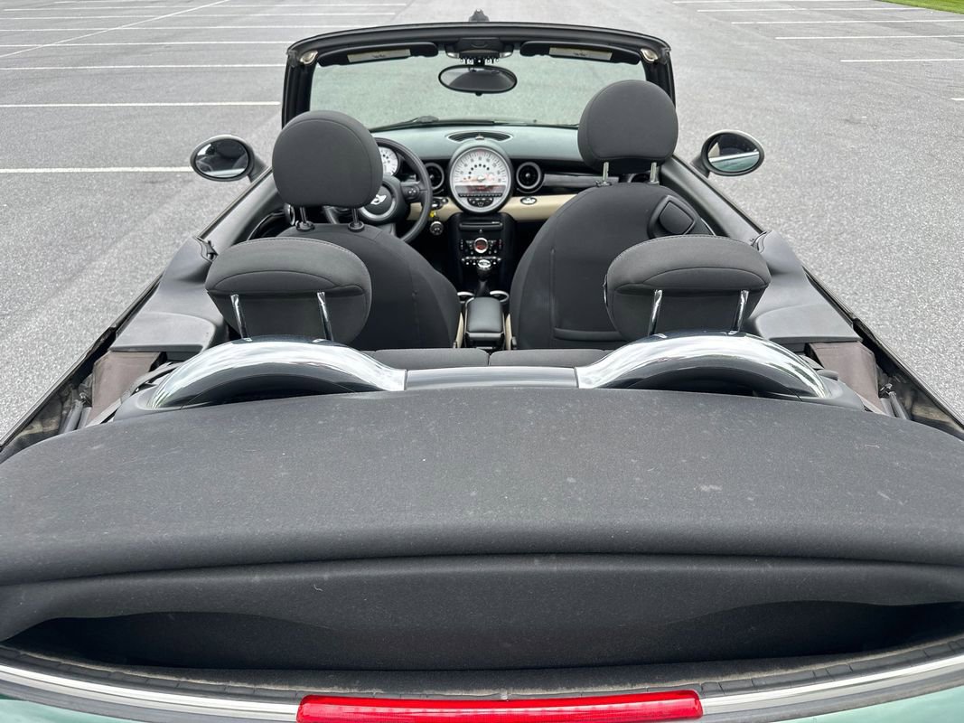 Used 2014 MINI Cooper Convertible FWD image 26