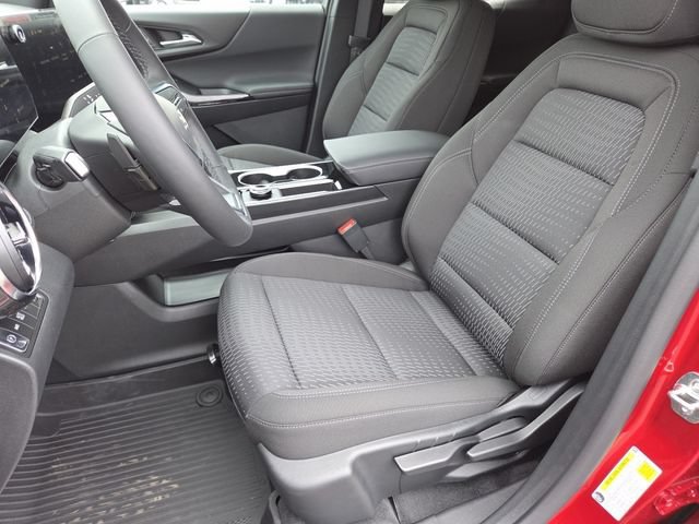 New 2026 Chevrolet Equinox LT w/ Safety and Technology Package AWD/4WD image 32