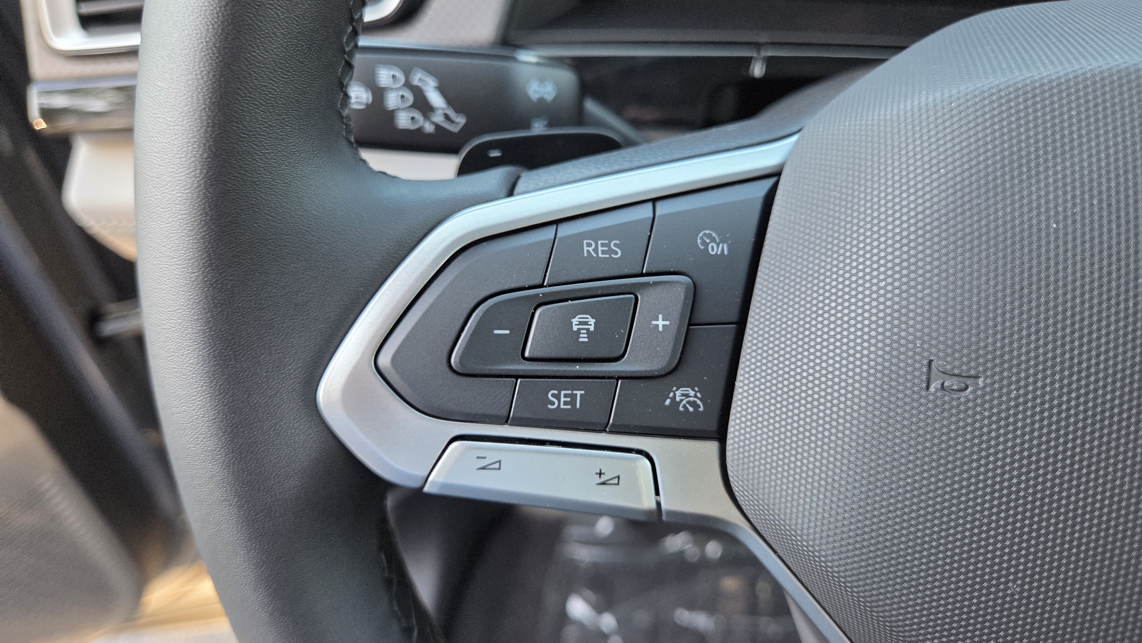 New 2026 Volkswagen Atlas Peak Edition AWD/4WD image 18