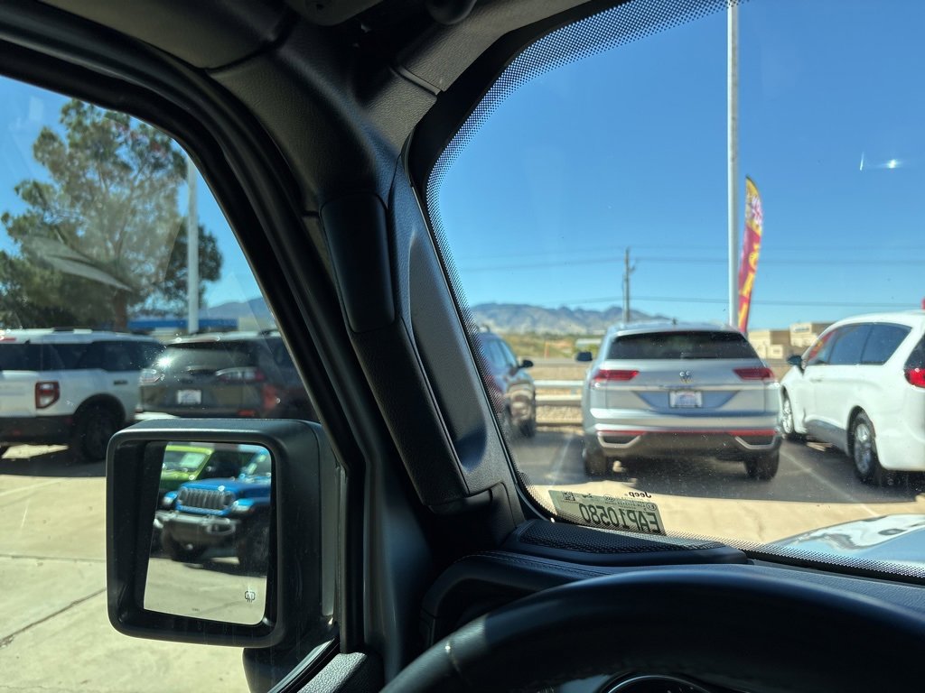 Certified 2023 Jeep Gladiator Overland image 39