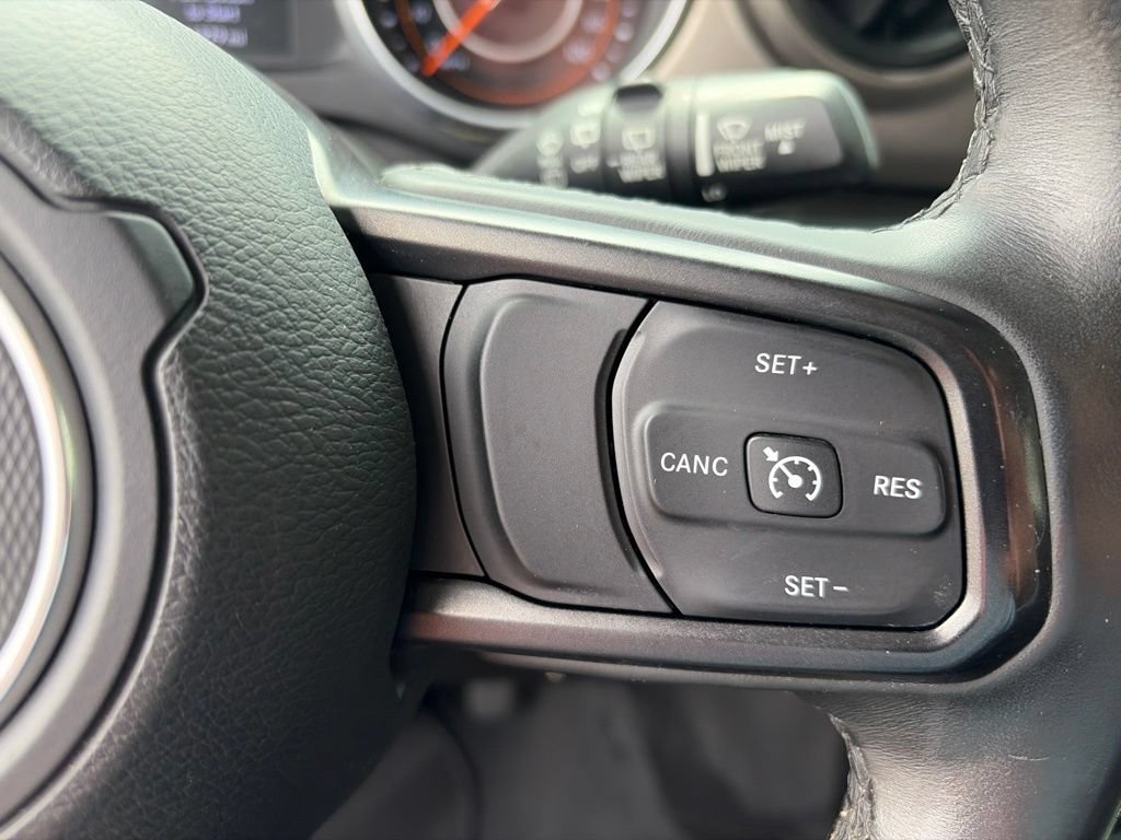 Certified 2018 Jeep Wrangler Sport AWD/4WD image 22